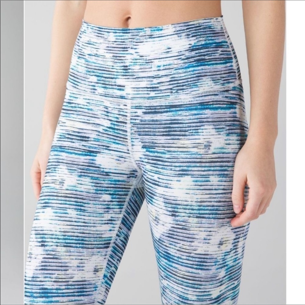 Lululemon high times Luxtreme size 8